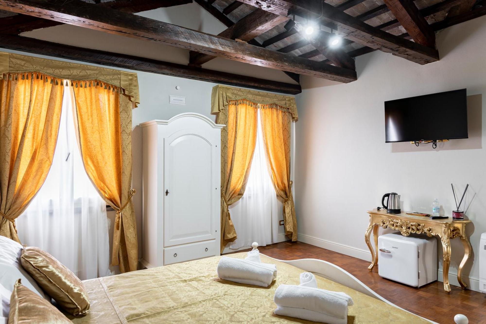 Palazzo Titti Rialto Suites Venice Luaran gambar