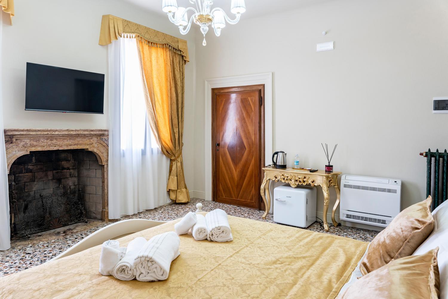 Palazzo Titti Rialto Suites Venice Luaran gambar