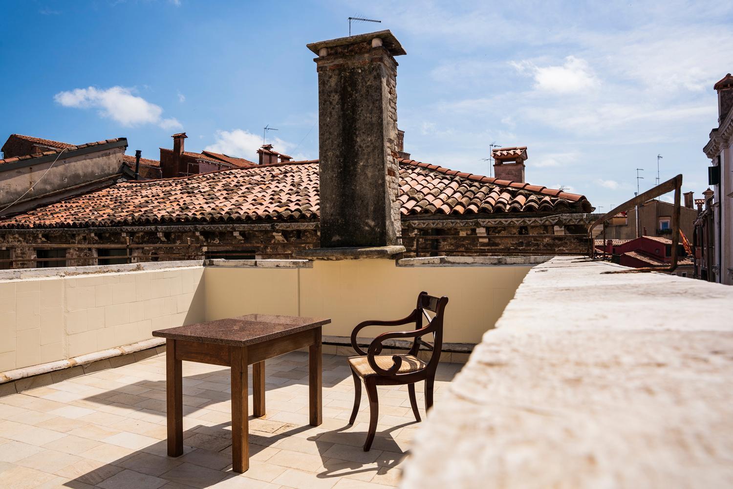 Palazzo Titti Rialto Suites Venice Luaran gambar