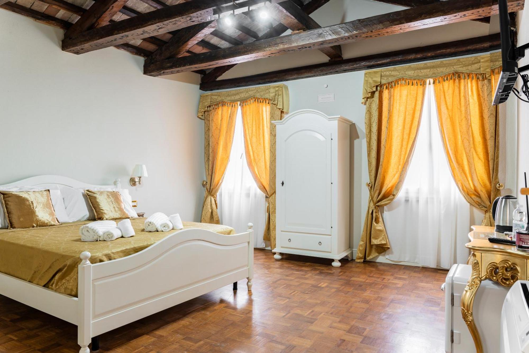 Palazzo Titti Rialto Suites Venice Luaran gambar