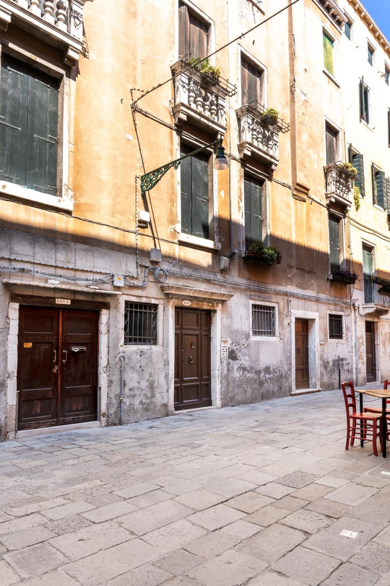 Palazzo Titti Rialto Suites Venice Luaran gambar