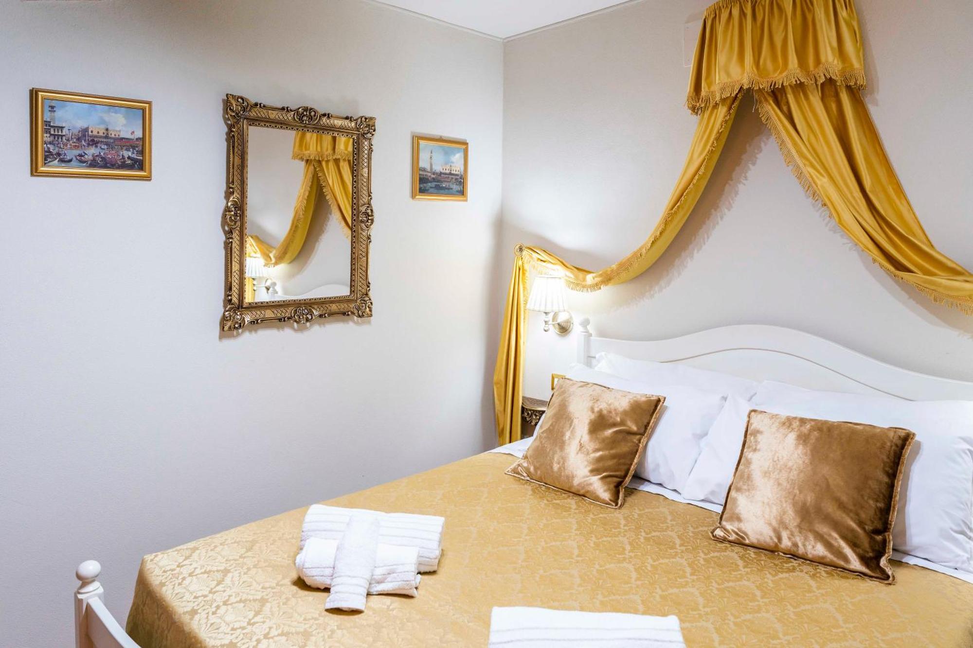 Palazzo Titti Rialto Suites Venice Luaran gambar